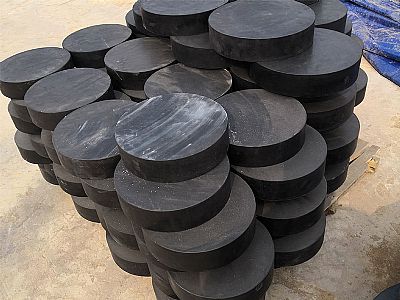 施秉县板式橡胶支座由若干层橡胶片与薄钢板经加压硫化